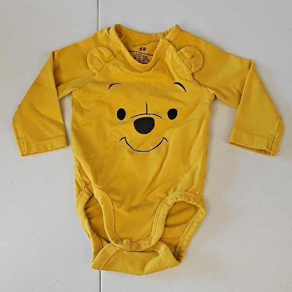 H&M Other - H&M Yellow Bodysuit with Cute Winnie The Pooh Design